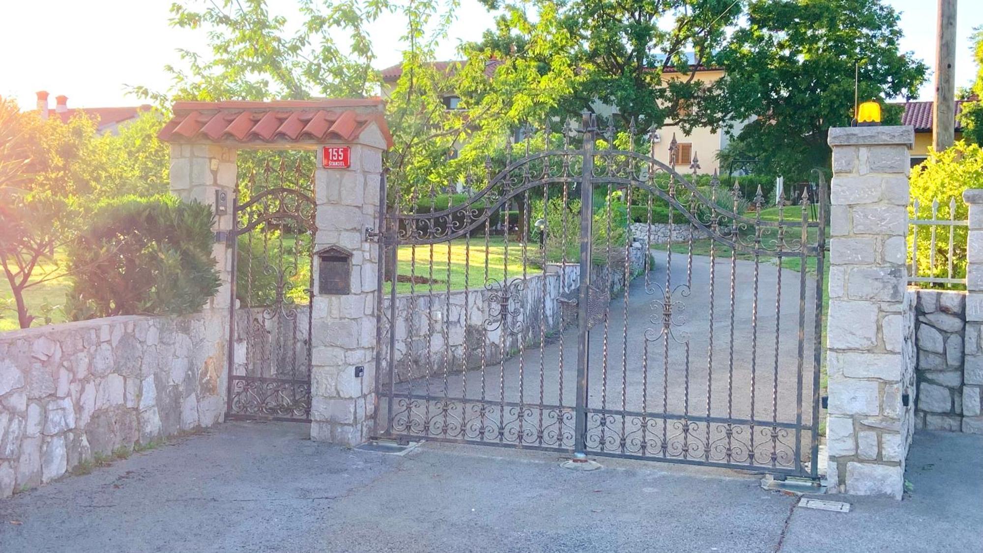 Garden Villa Štanjel Exteriér fotografie